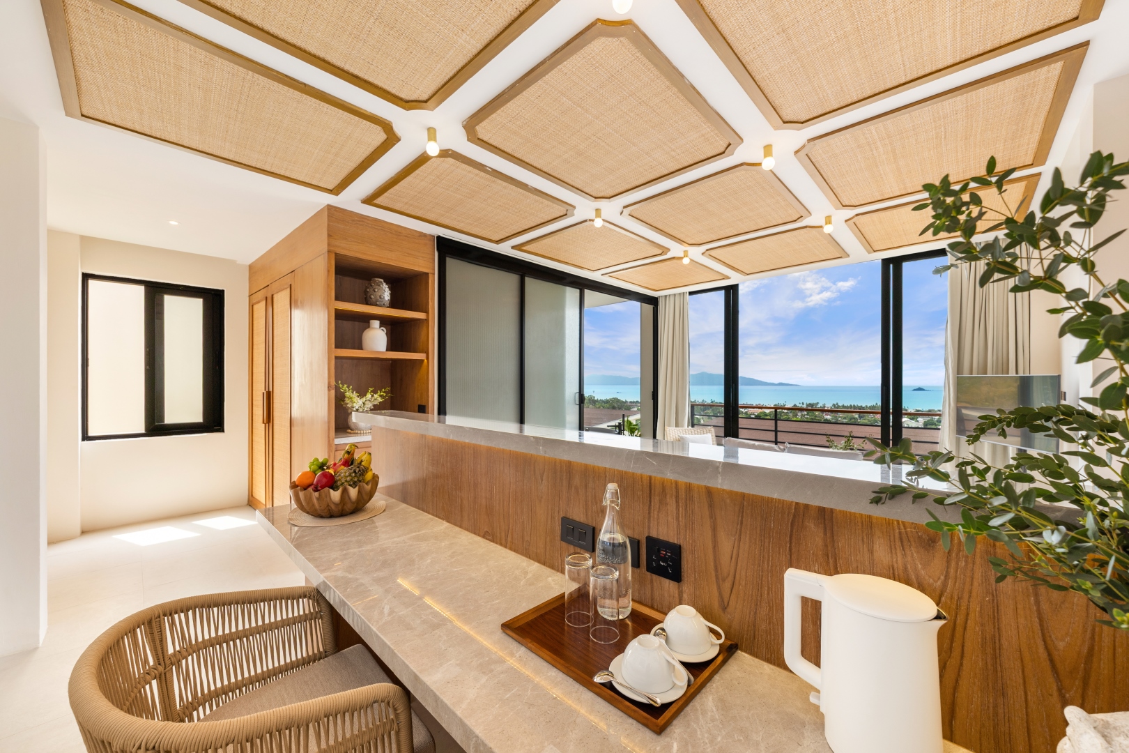 Villa vanity and rattan detail